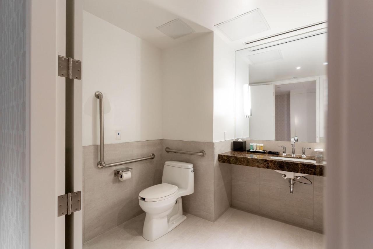Sutton Place Hotel โตรอนโต ภายนอก รูปภาพ
