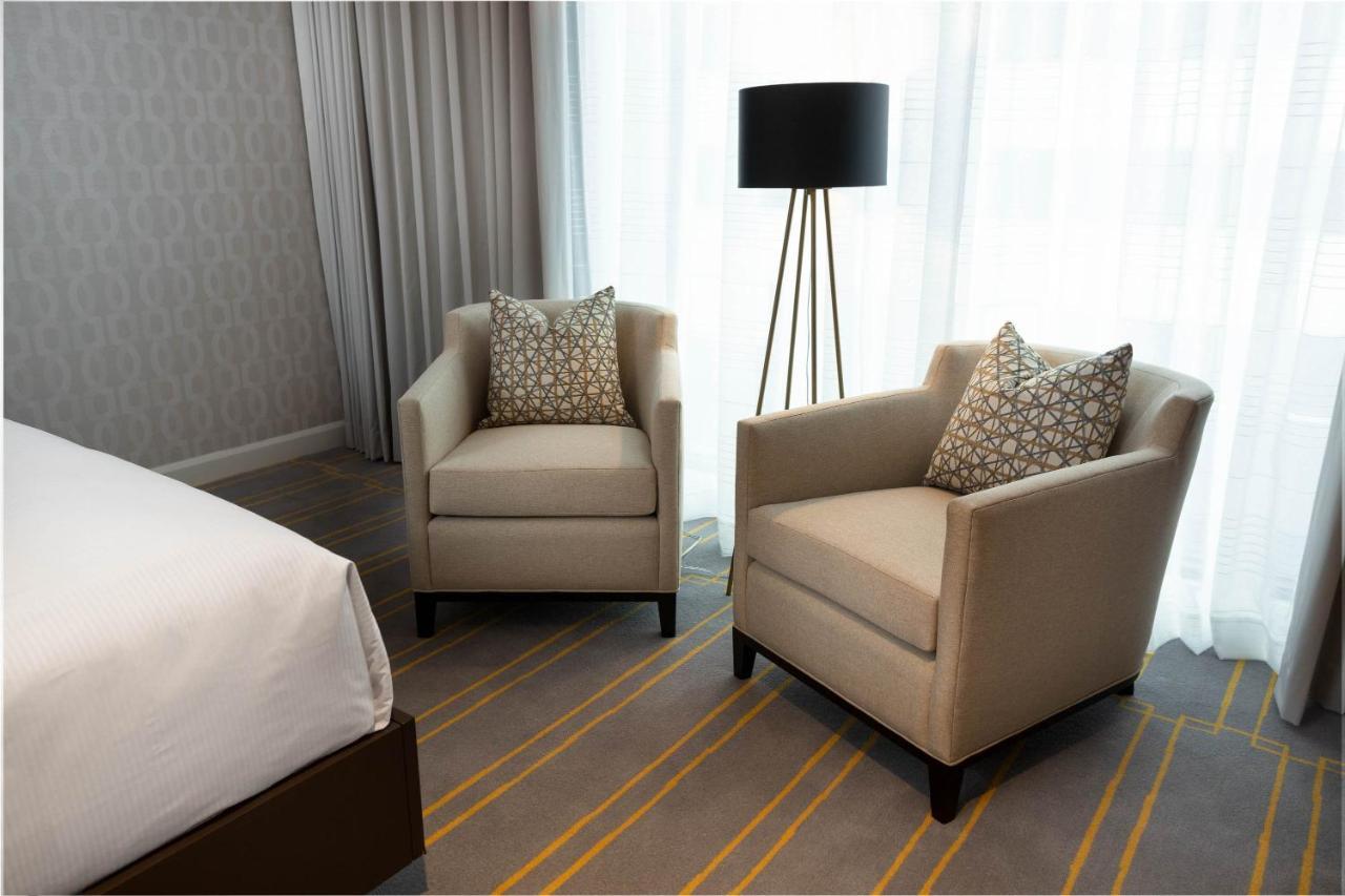 Sutton Place Hotel โตรอนโต ภายนอก รูปภาพ