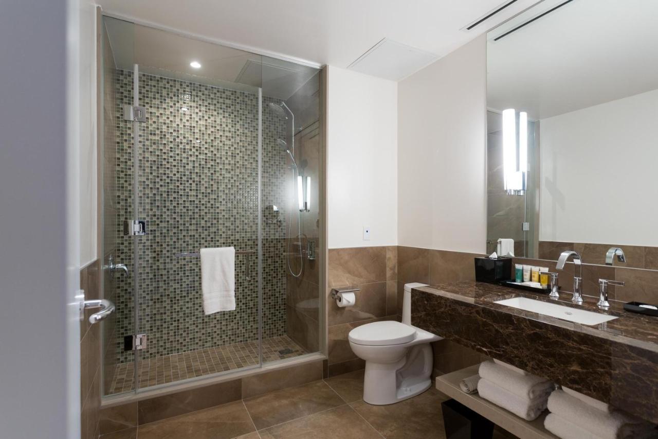 Sutton Place Hotel โตรอนโต ภายนอก รูปภาพ