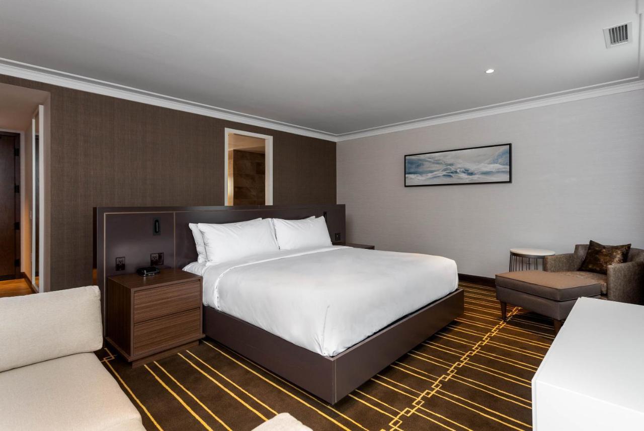 Sutton Place Hotel โตรอนโต ภายนอก รูปภาพ