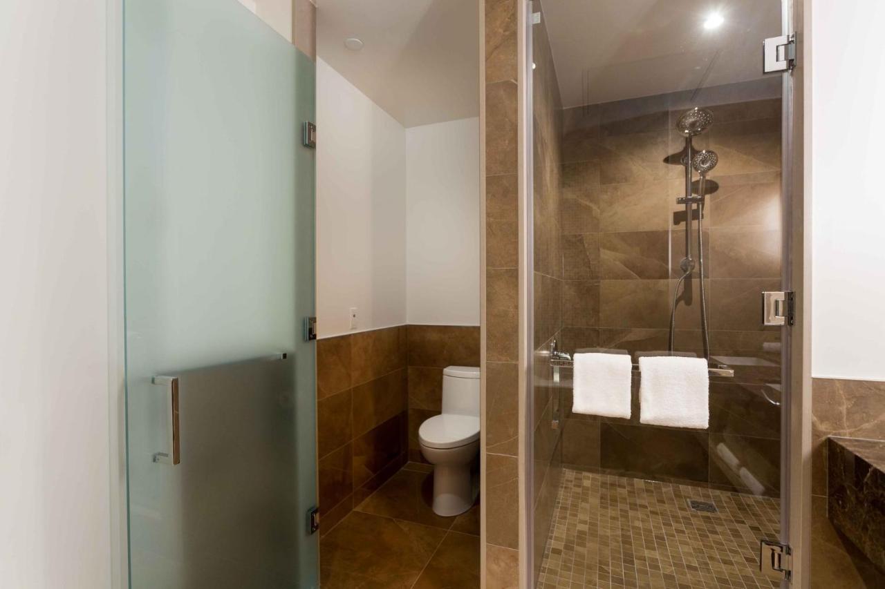 Sutton Place Hotel โตรอนโต ภายนอก รูปภาพ