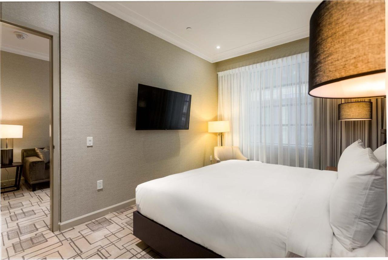 Sutton Place Hotel โตรอนโต ภายนอก รูปภาพ